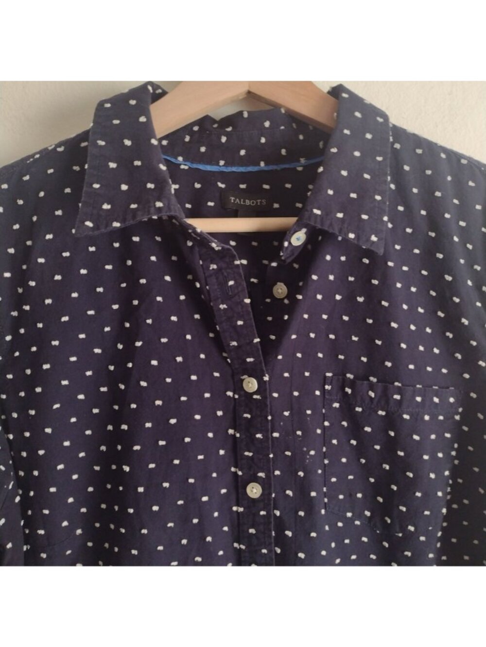 Talbots Navy Polka Dot Button-Up Shirt 16 Lightweight Cotton Dotted Swiss Top - Picture 4 of 12